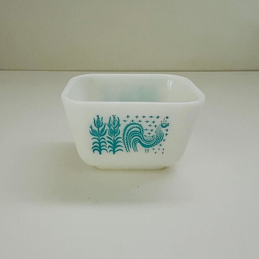 PYREX Amish Butterprint Teal Rooster & Corn 501 Refrigerator Dish